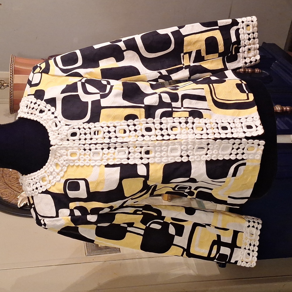 Trenz by Theresa Renx colorblock jacket